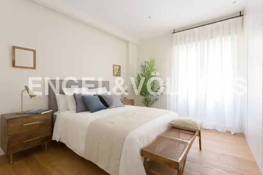 Bedroom of Flat for sale in Madrid  with Heating and Terrace