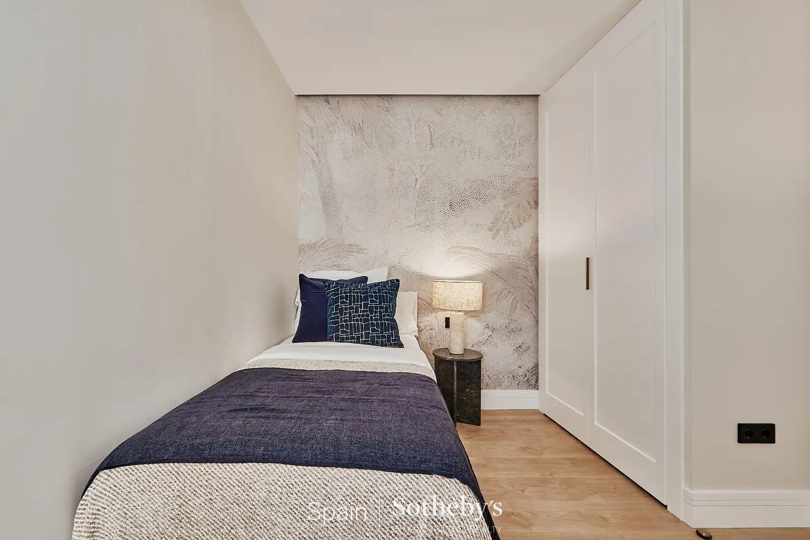 Schlafzimmer von Wohnungen zum Verkauf in Madrid mit Klimaanlage, Heizung und Terrasse