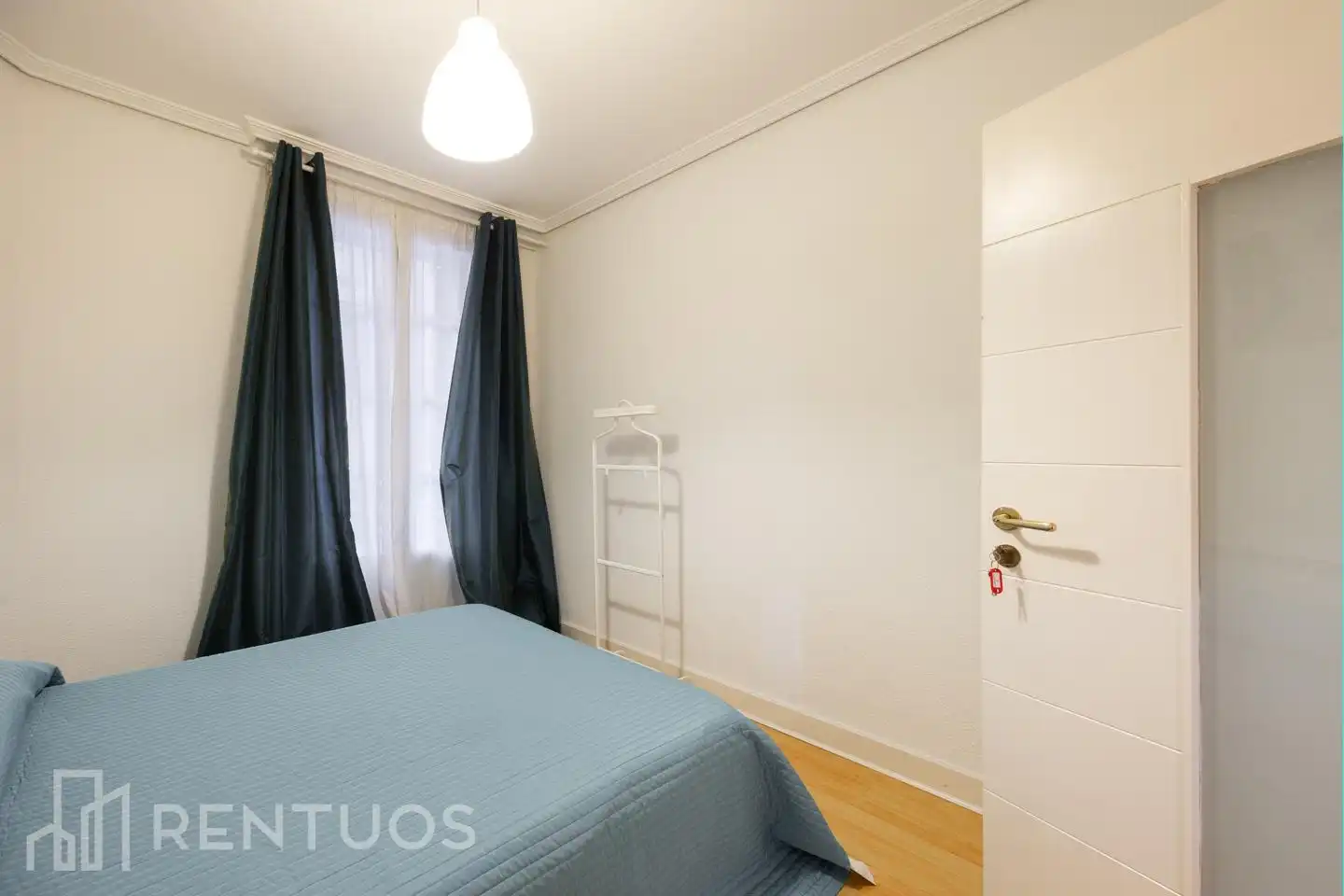 Schlafzimmer von Erdgeschoss zur Miete in Madrid mit Heizung und Möbliert