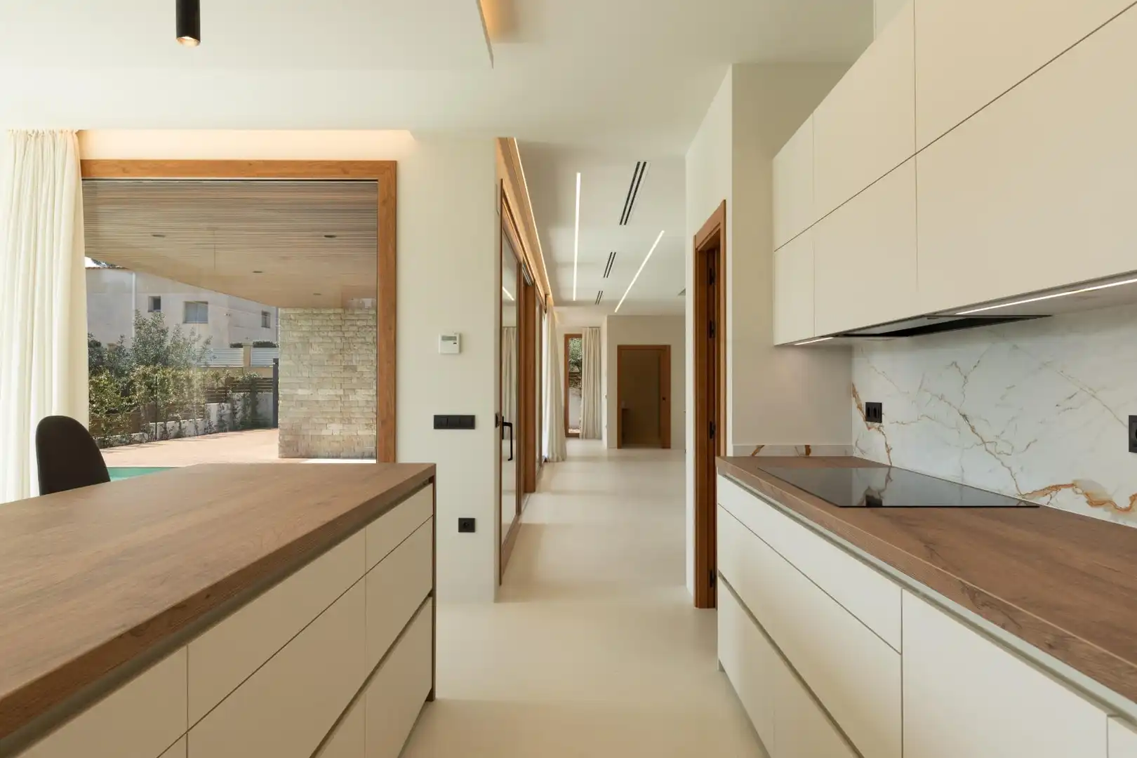 Cocina de Casa o chalet en venta en L'Ampolla con Aire acondicionado, Calefacción y Jardín privado