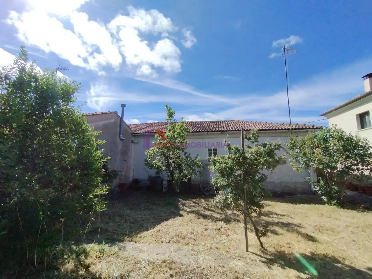 Casa adosada en venta en Burgos con Calefacción