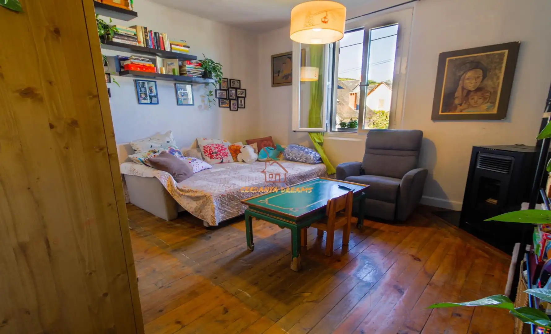 Habitación de Casa adosada en venta en Enveitg con Calefacción, Jardín privado y Parquet