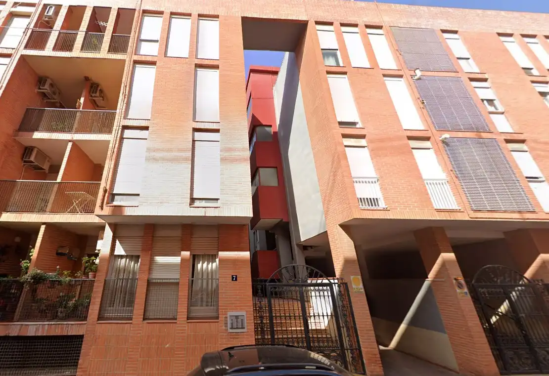 Vista exterior de Pis en venda en L'Alcúdia de Crespins