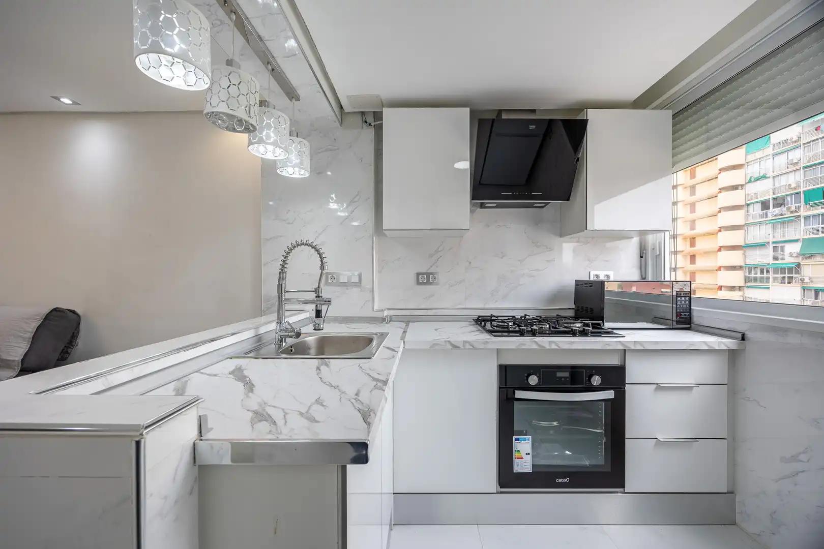 Cocina de Apartamento en venta en Benidorm con Piscina, Amueblado y Piscina comunitaria