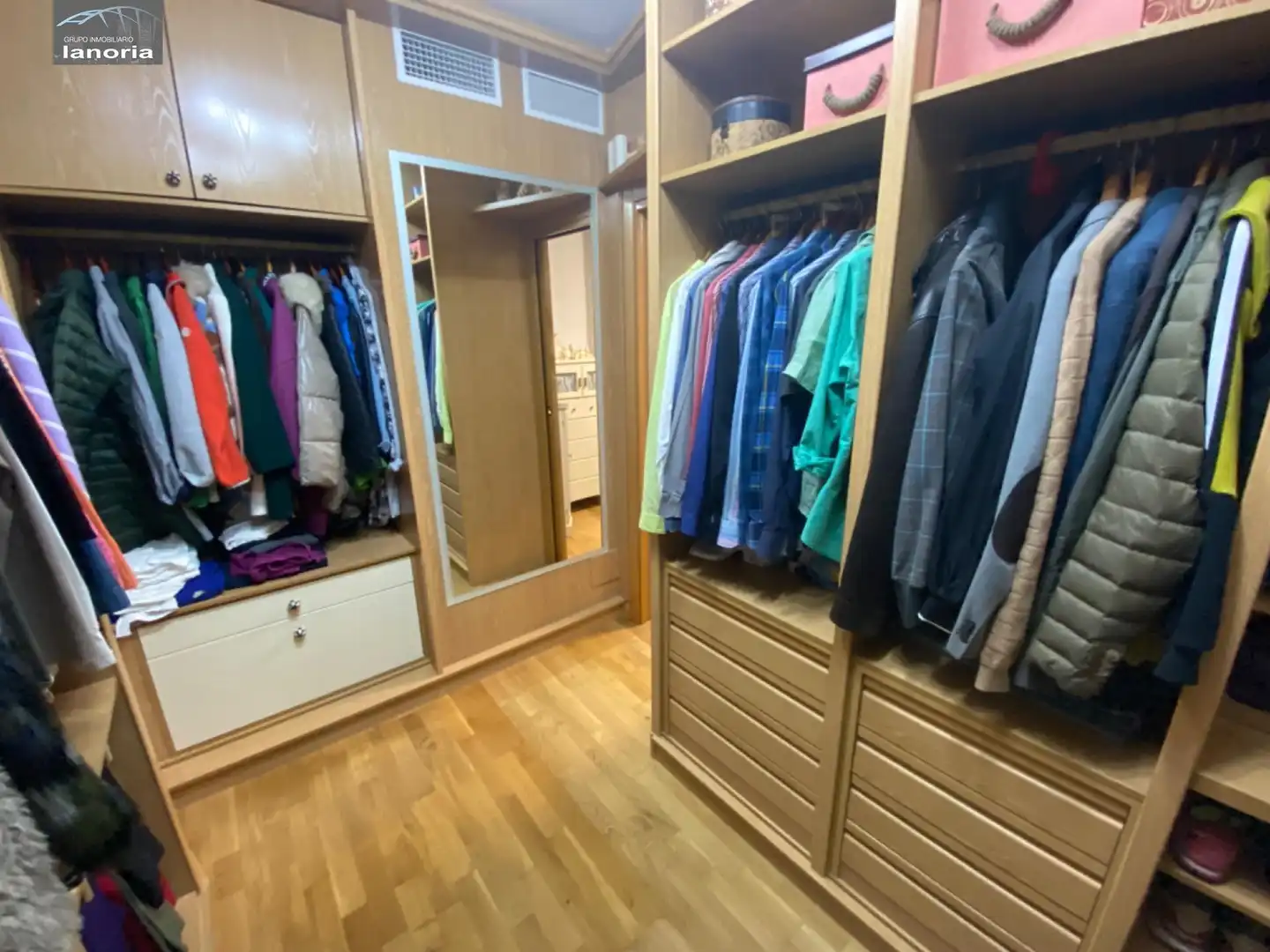 Dormitori de Casa adosada en venda en Albacete amb Aire condicionat, Calefacció i Jardí privat