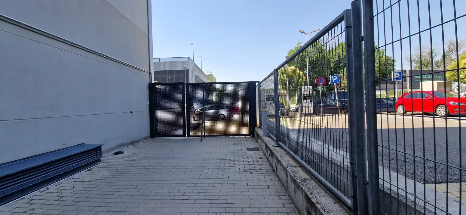 Office for sale in Cuatro vientos