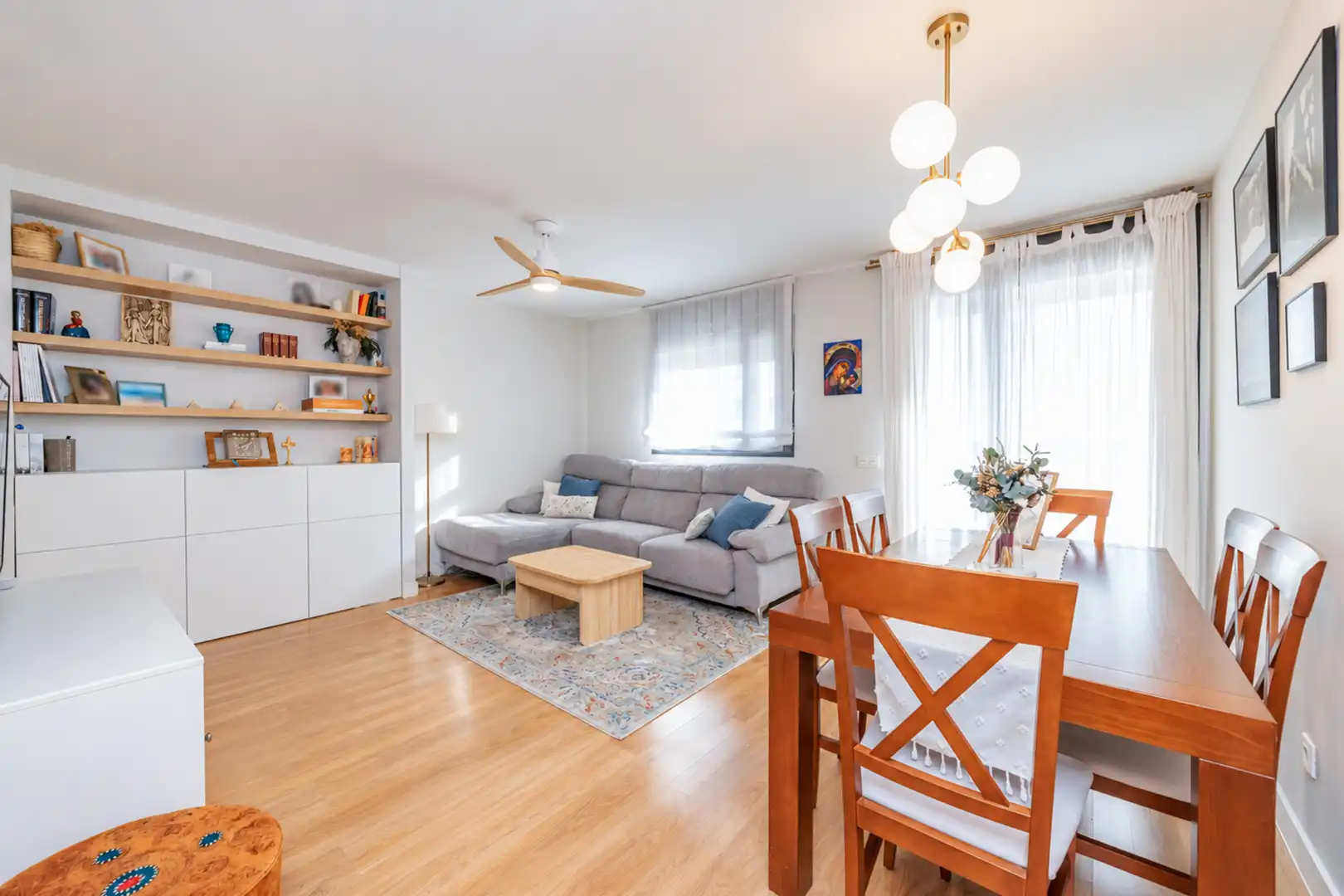 Wohnzimmer von Wohnung zum Verkauf in Hospital