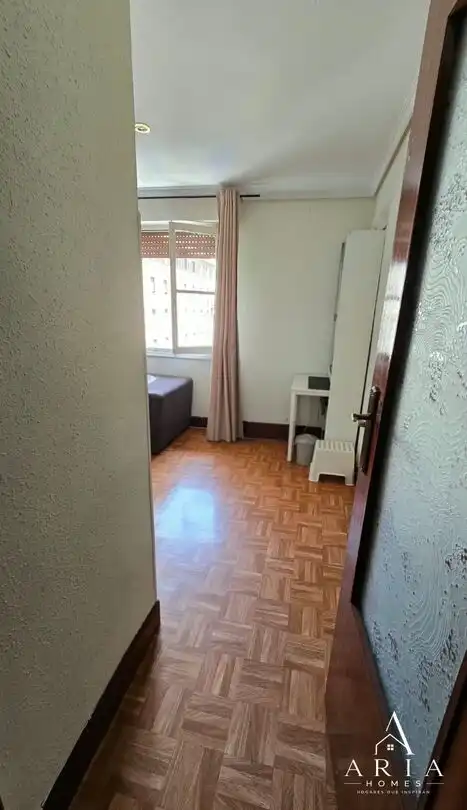 Bedroom of Flat for sale in Bilbao 