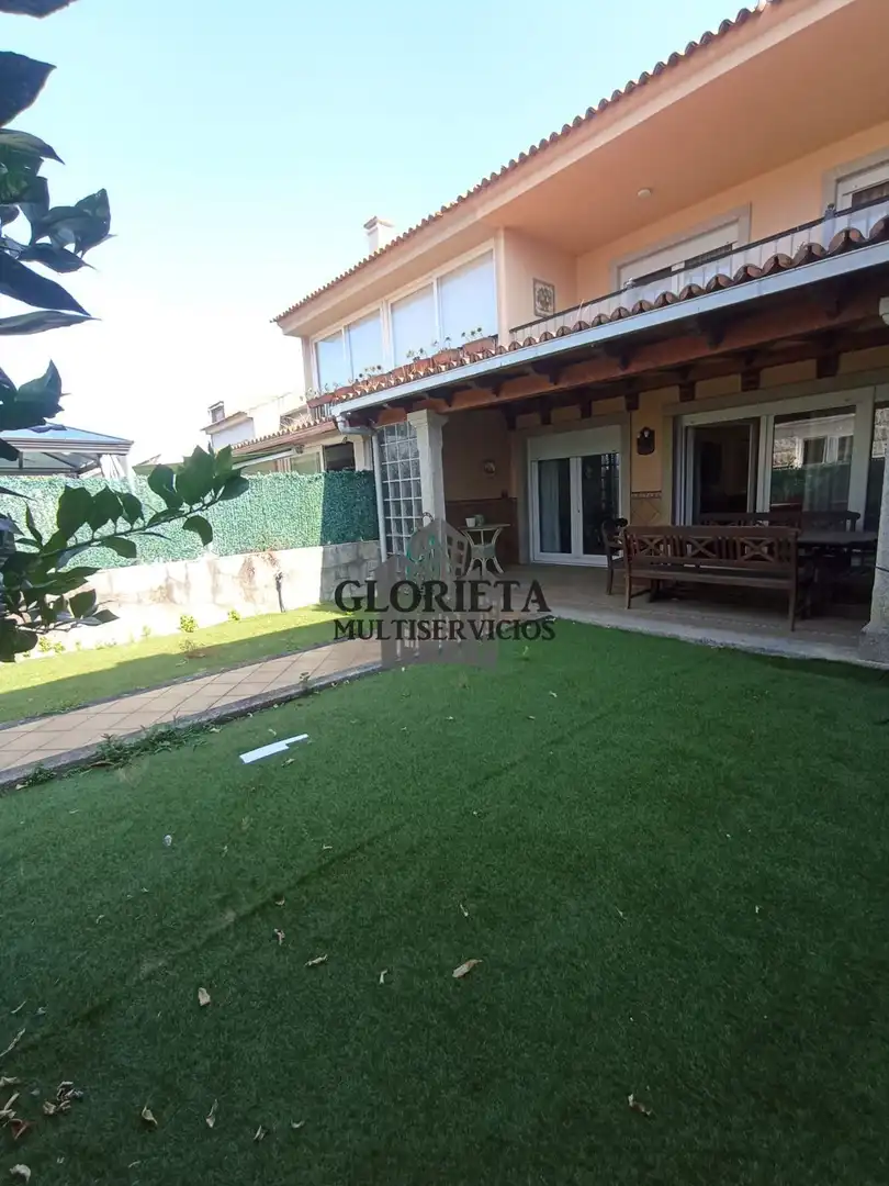 Jardín de Casa adosada en venta en Baiona con Calefacción, Parquet y Terraza