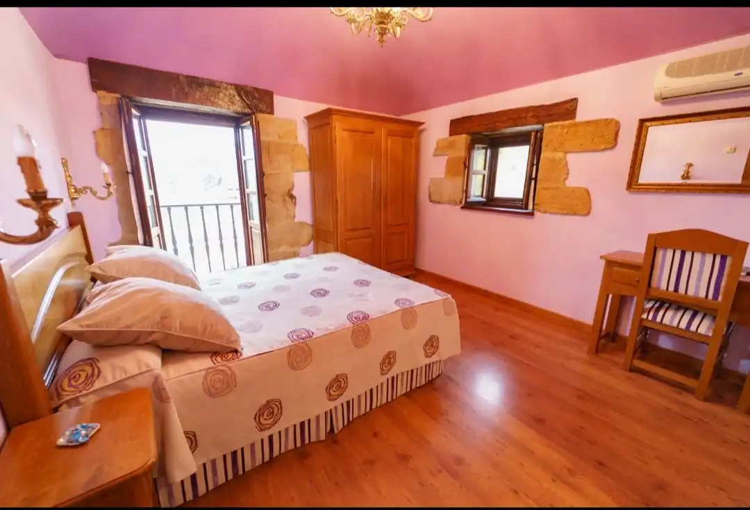 Schlafzimmer von Country house zum Verkauf in Santiurde de Toranzo