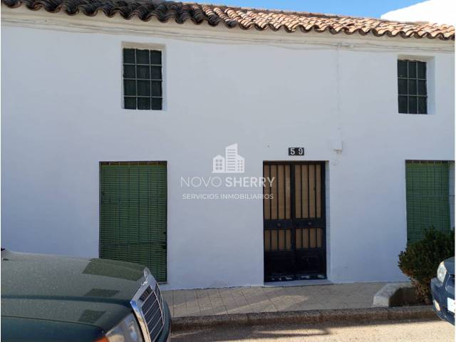 Casa-chalet en Venta en Real, 59 en La Carolina