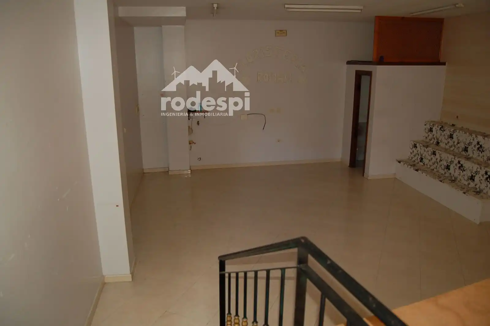 Local comercial en alquiler en Ponteareas, imagen 4