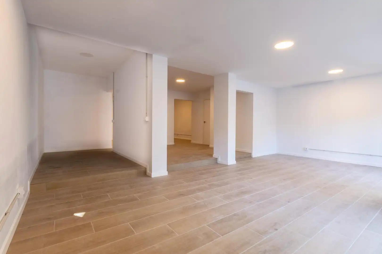 Local commercial à vendre à Carrer de la Verge del Pilar 19, imagen 11
