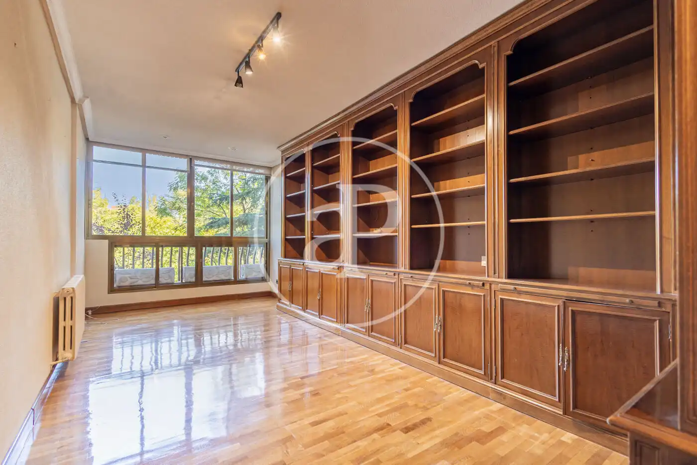 Living room of Flat for sale in Fuencarral - El Pardo
