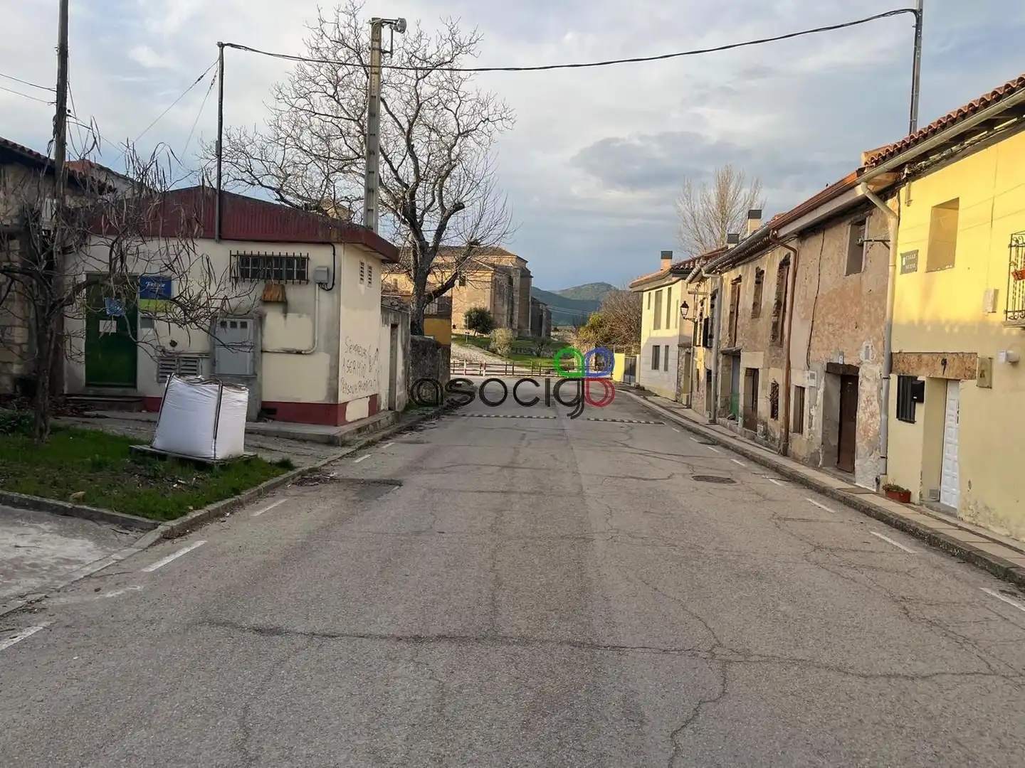 Vista exterior de Casa o chalet en venta en Tamajón con Calefacción, Terraza y Trastero
