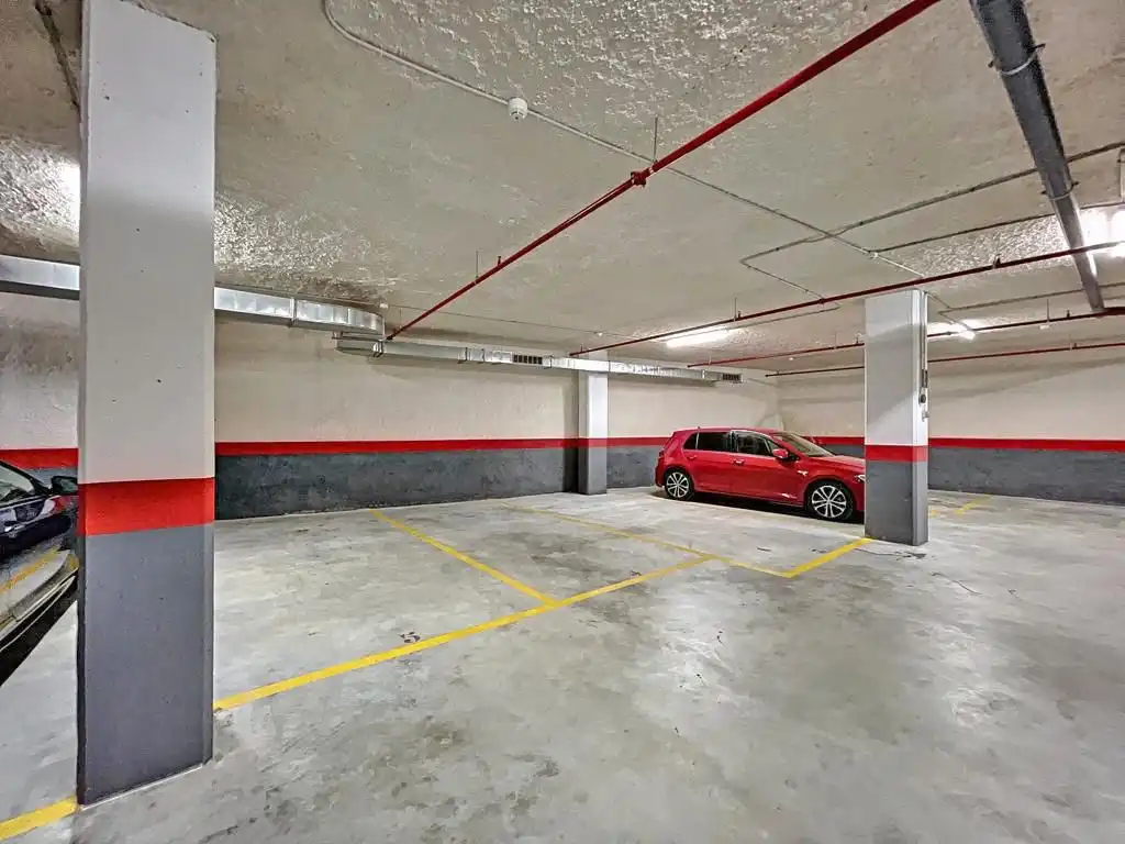Parkplatz von Garage zum Verkauf in Alicante / Alacant