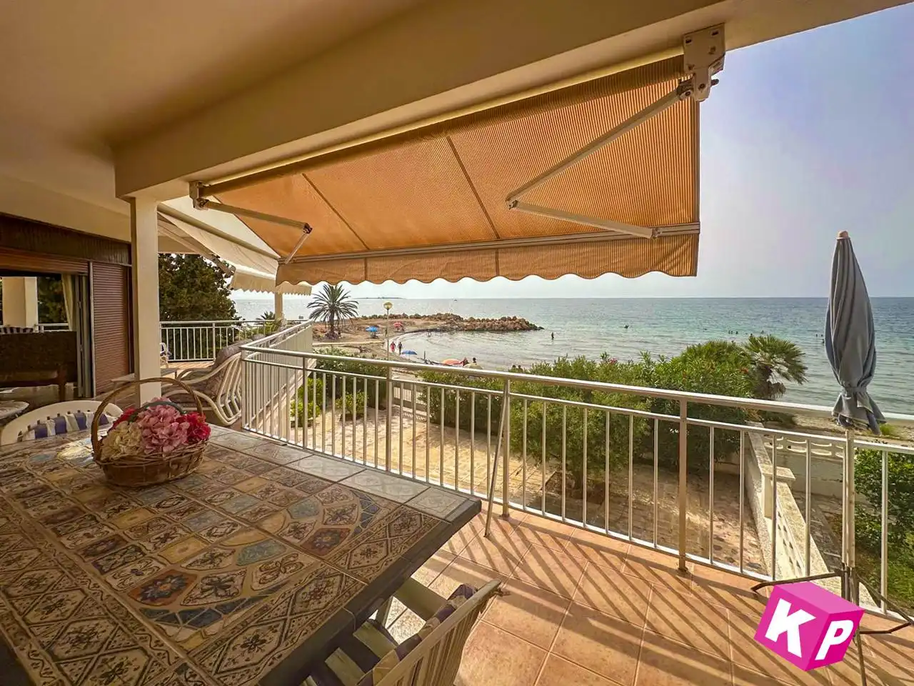 Casa amb jardí en venda a De La Armada Española, imagen 3