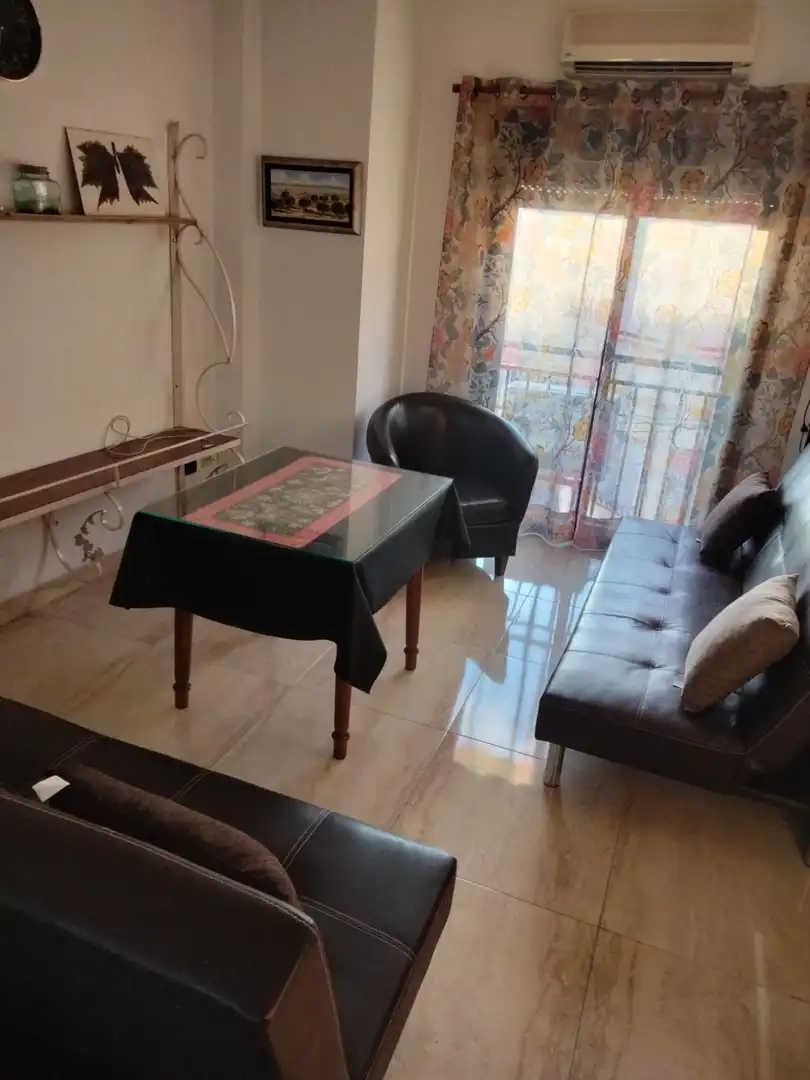 Sala d'estar de Apartament en venda en Martos amb Aire condicionat i Moblat