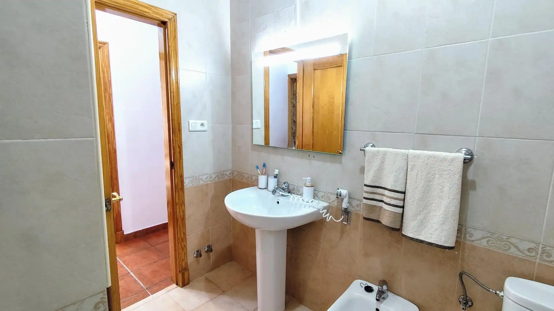 Badezimmer von Erdgeschoss zum Verkauf in Torremolinos mit Klimaanlage, Heizung und Terrasse