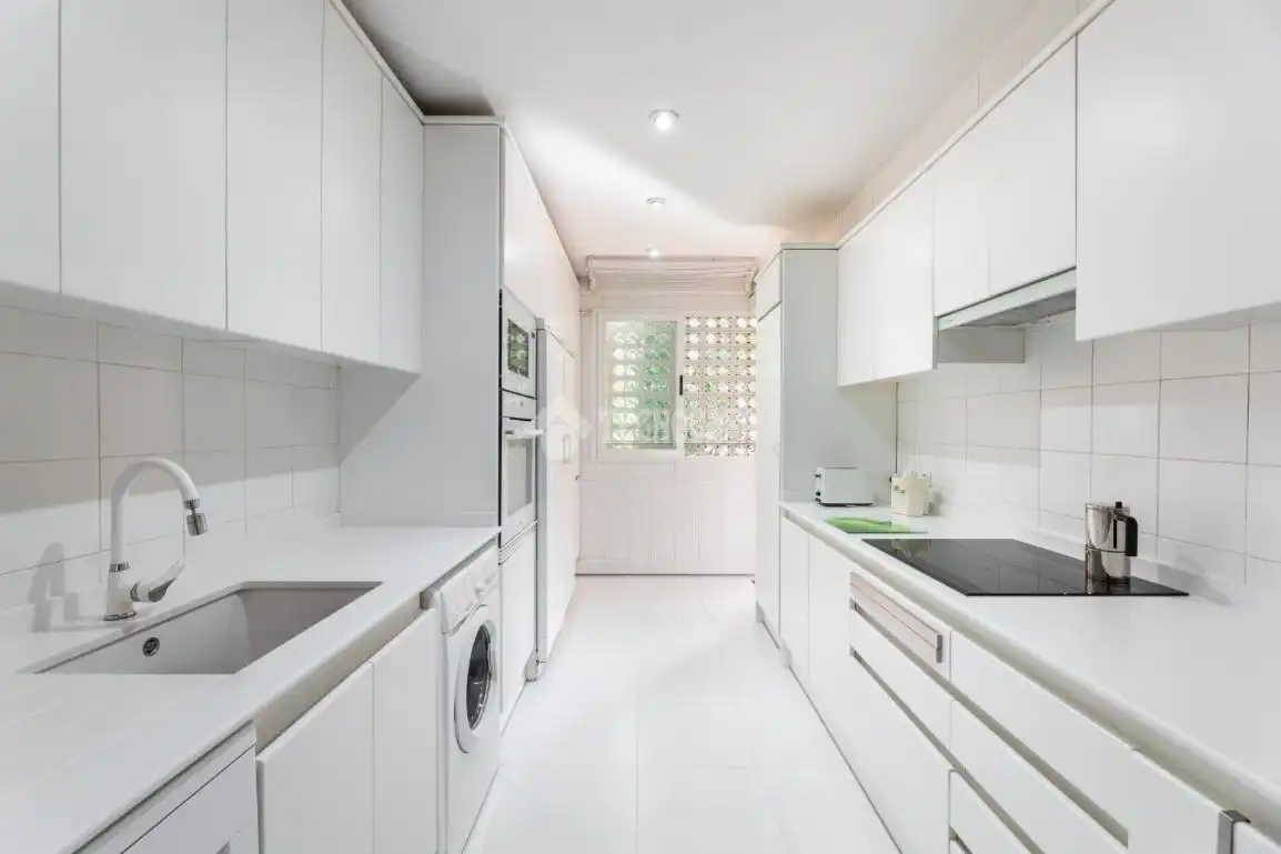 Cocina de Piso en venta en Majadahonda con Aire acondicionado, Calefacción y Terraza