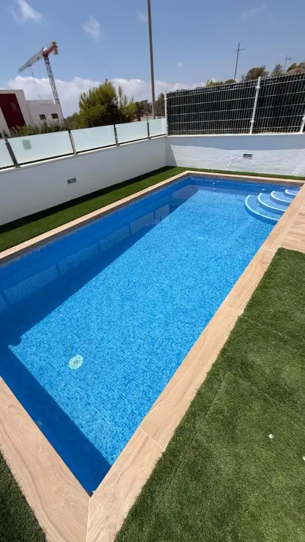 Piscina de Pis de lloguer en Finestrat amb Aire condicionat, Calefacció i Terrassa