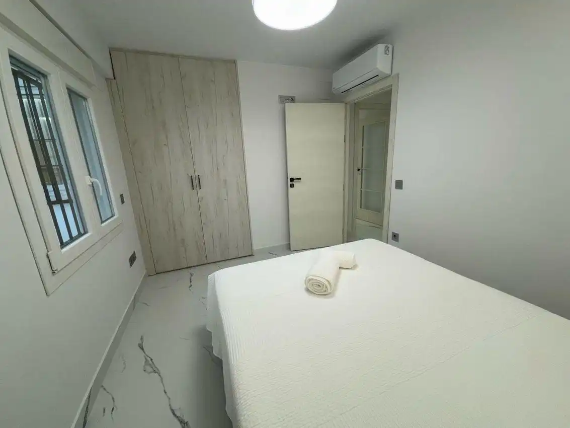 Bedroom of Flat for sale in Córdoba  with Air Conditioner, Terrace and Furnished