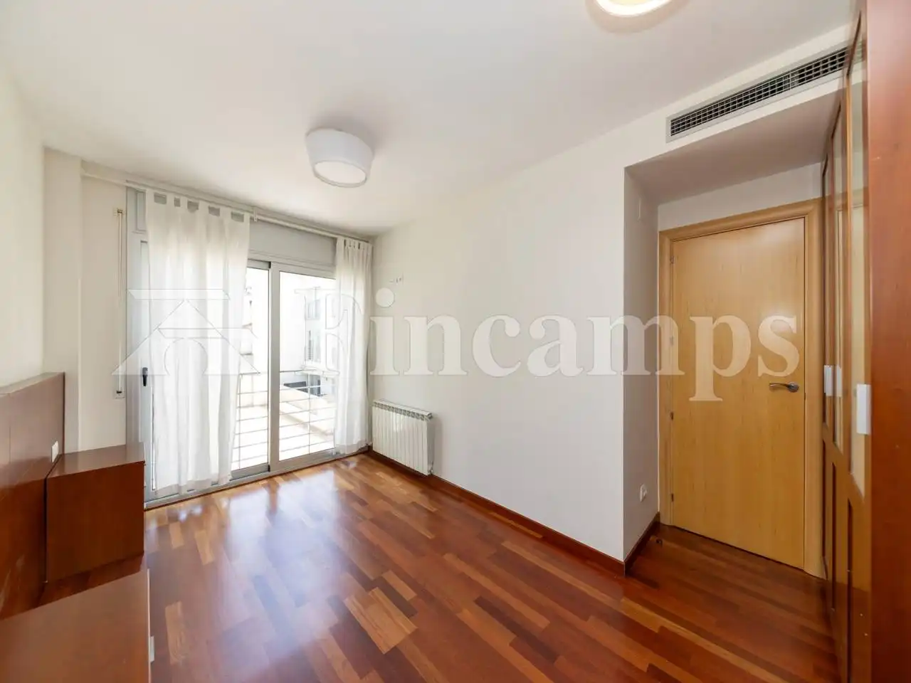 Schlafzimmer von Wohnung zum Verkauf in Sabadell mit Parkett, Abstellraum und Alarm