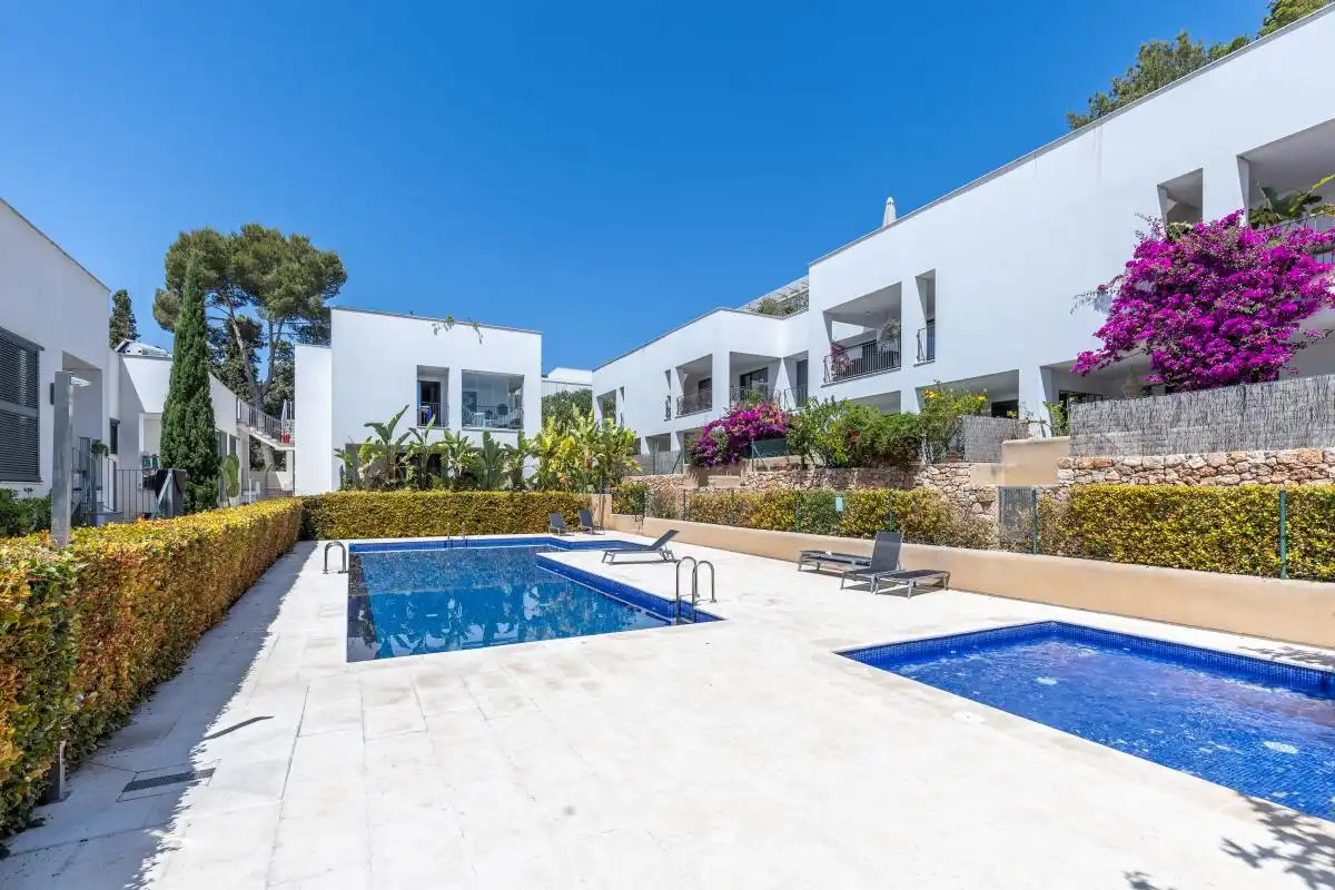 Piscina de Planta baixa en venda en Santa Eulària des Riu amb Aire condicionat, Calefacció i Piscina