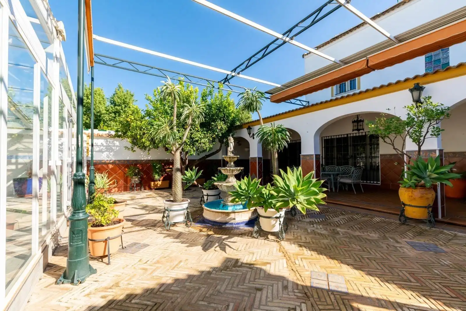 Chalet con terraza en venta en Sanlúcar la Mayor, imagen 84
