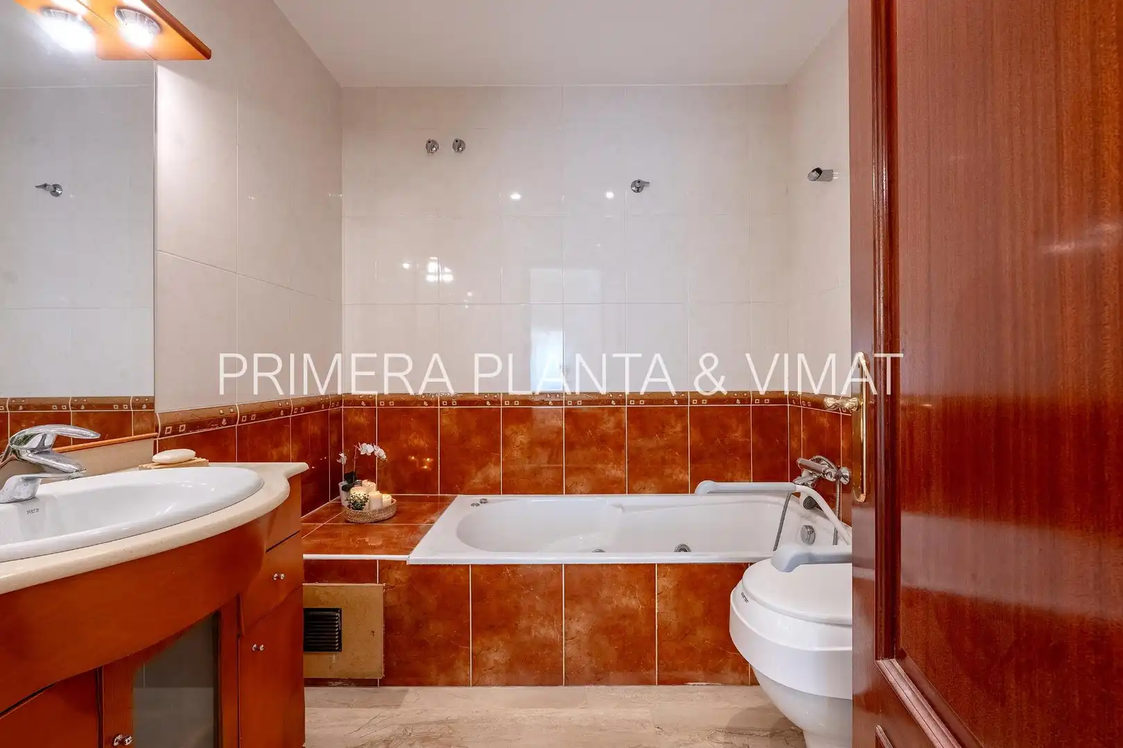 Baño de Planta baja en venta en Mataró con Aire acondicionado, Calefacción y Terraza