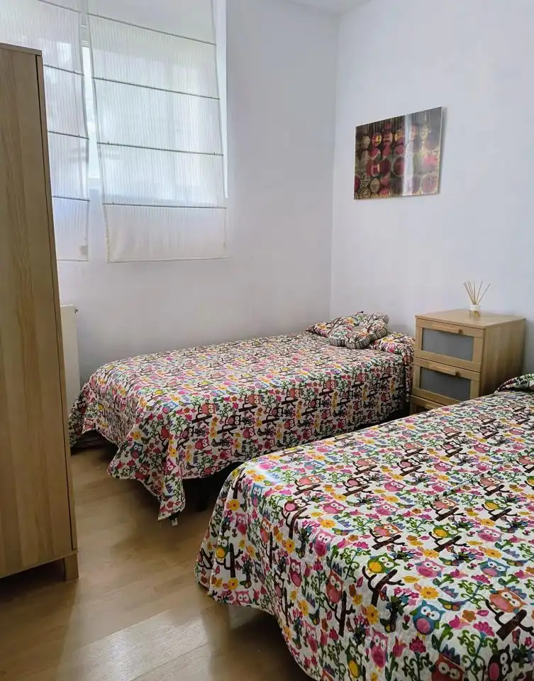 Habitación de Planta baja en venta en Tarancón con Calefacción y Amueblado