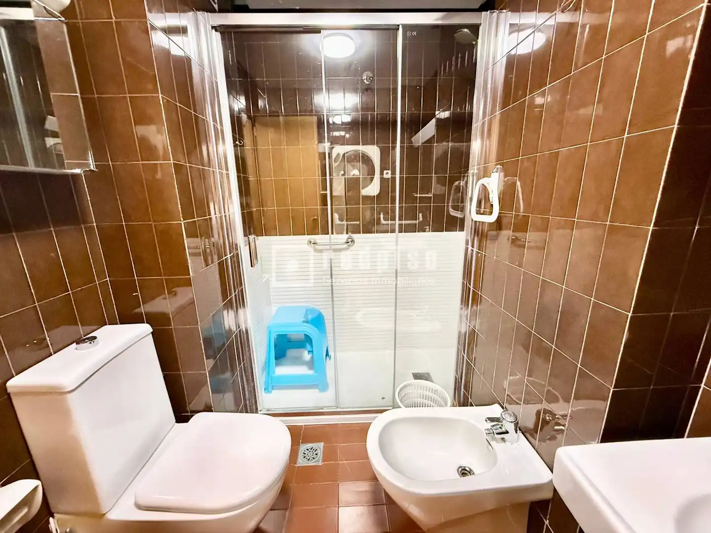 Baño de Piso en venta en Madrid con Aire acondicionado, Calefacción y Jardín privado
