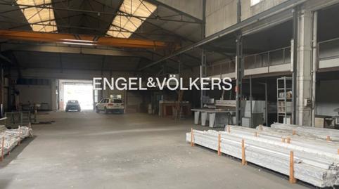 Foto 3 von Fabrikhallen zum Verkauf in Centre, Ripollet