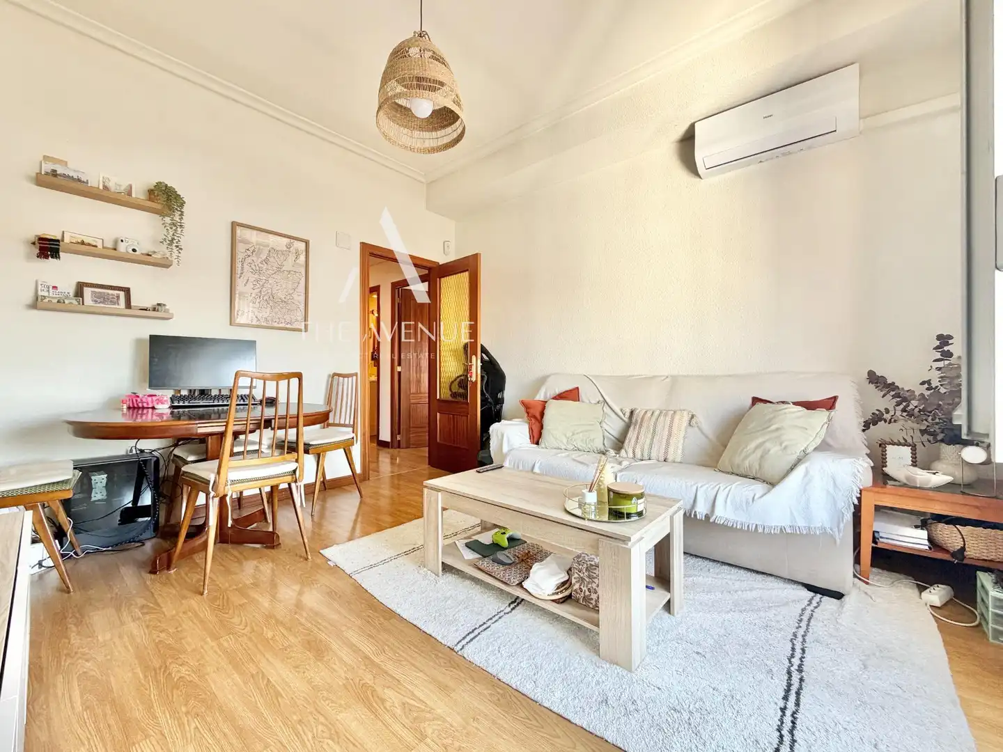 Wohnzimmer von Wohnung zum Verkauf in Madrid mit Klimaanlage und Heizung