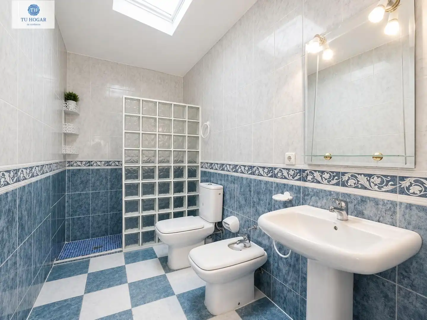 Baño de Casa o chalet en venta en Alcalá de Guadaira con Terraza y Trastero