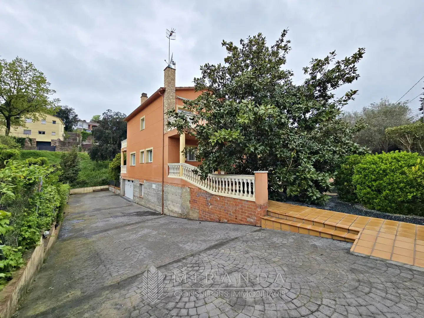 Detached house with terrace for sale in Avinguda Ca l'Esmandia, imagen 5
