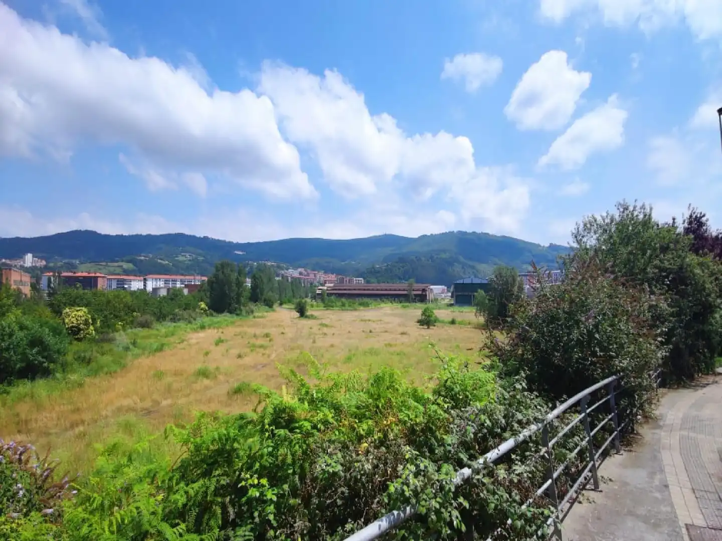Flat for sale in Basauri 