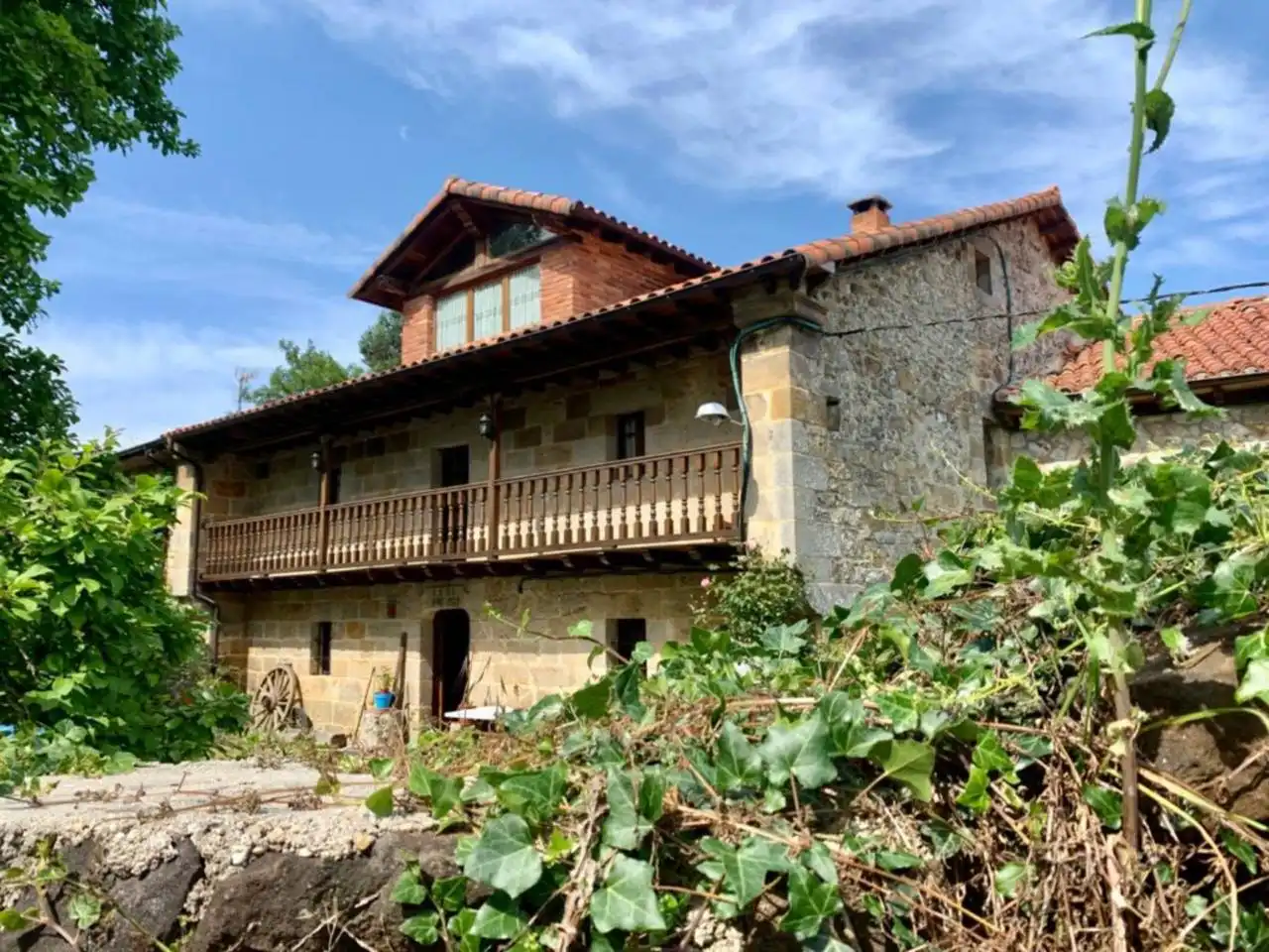 Vista exterior de Casa o chalet en venta en Arija con Calefacción, Jardín privado y Terraza