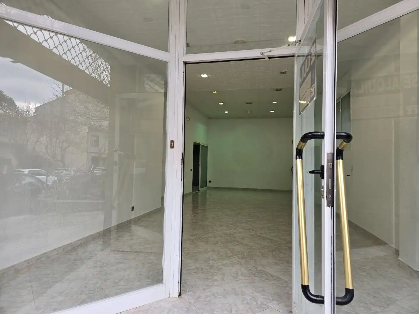 Local comercial de lloguer a Carrer d' Anna Mogas 51, imagen 8