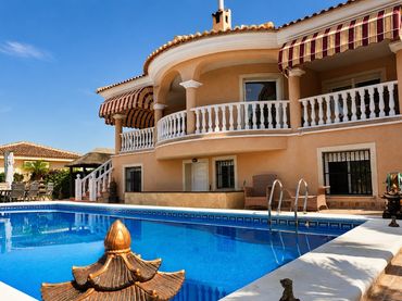 Casa amb piscina en venda a Centro
