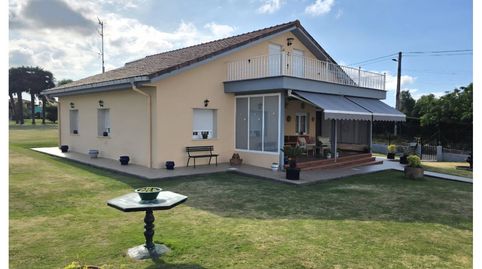 Foto 2 de Casa o chalet en venta en Calle Pajarillos, Puente Viesgo, Cantabria