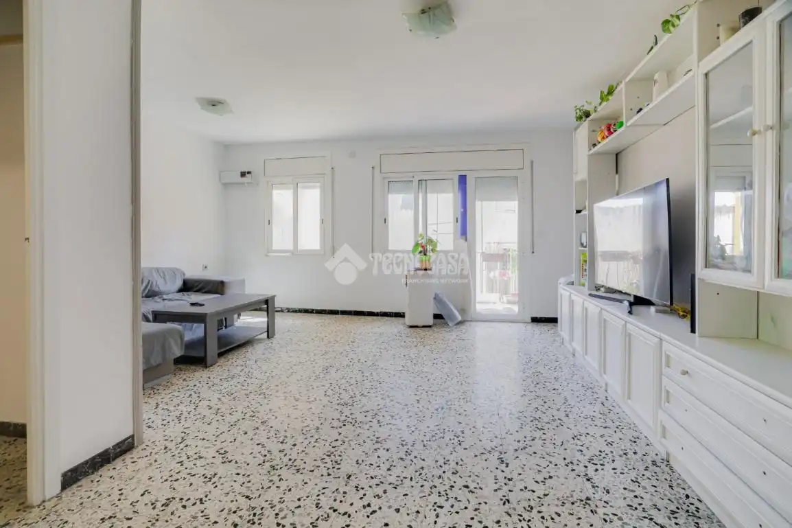 Appartamento con terrazza in vendita a Salut - Lloreda, imagen 5