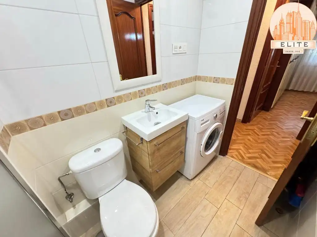 Baño de Planta baja en venta en Getafe