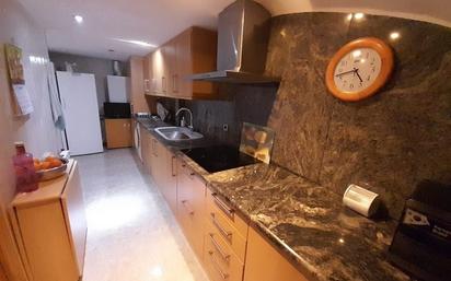 Kitchen of Single-family semi-detached for sale in Olot  with Air Conditioner