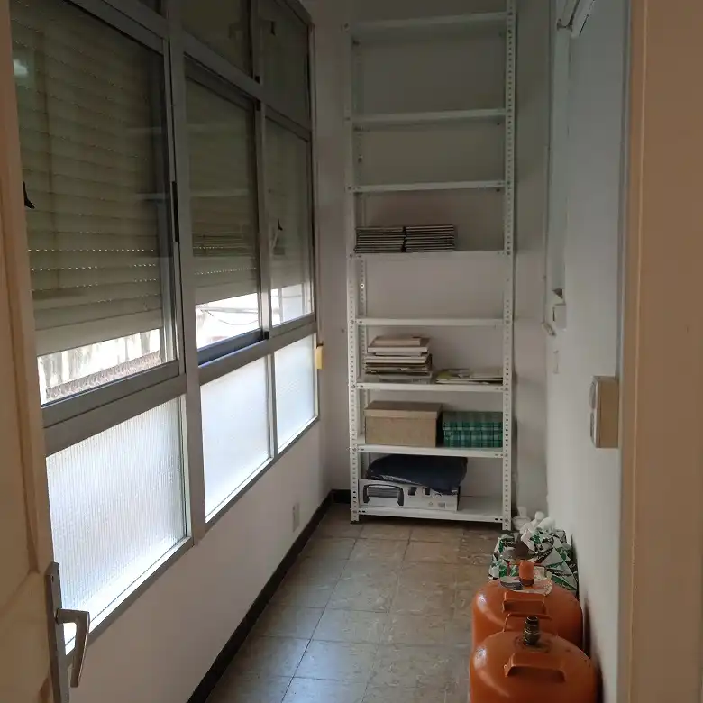 Büro zum Verkauf in Tarragona mit Klimaanlage, Abstellraum und Balkon