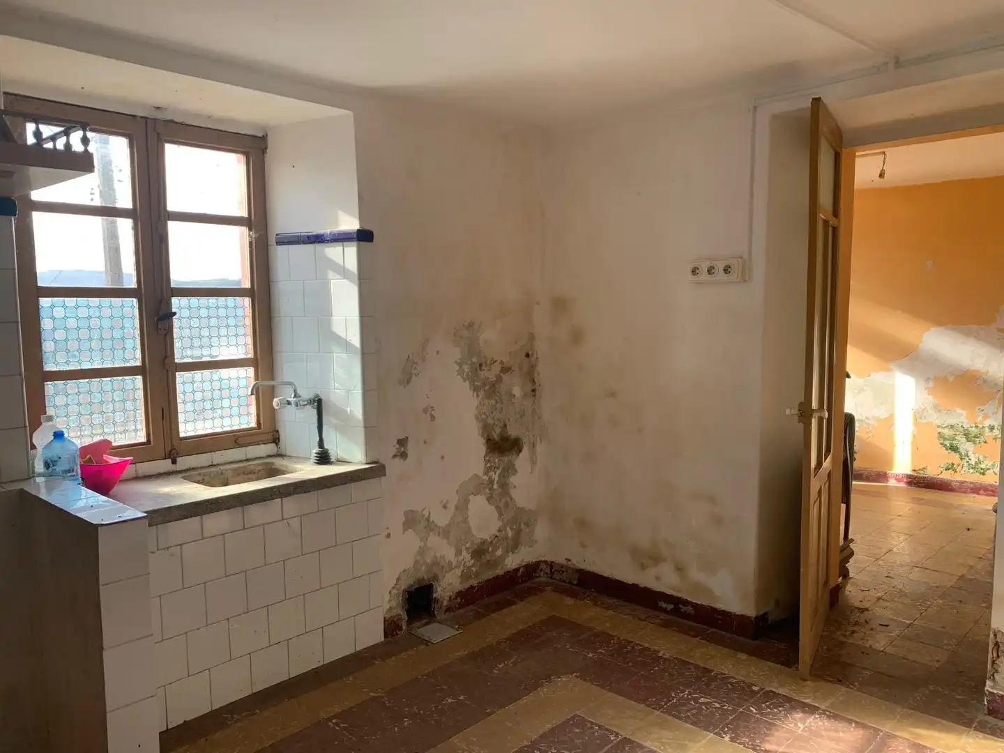 Cuina de Casa o xalet en venda en Narón amb Jardí privat