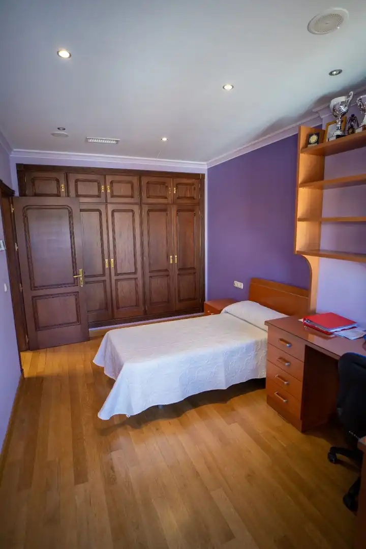 Dormitori de Casa o xalet en venda en Ronda amb Aire condicionat, Calefacció i Terrassa