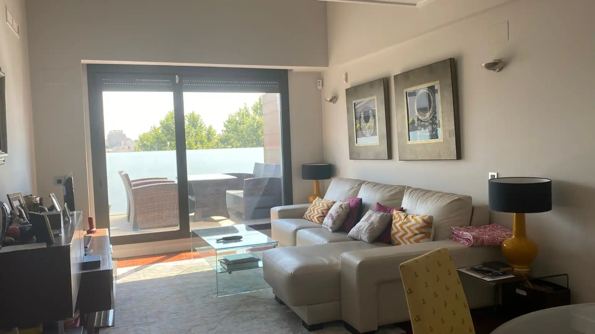 Sala d'estar de Àtic de lloguer en Pozuelo de Alarcón amb Aire condicionat, Calefacció i Terrassa