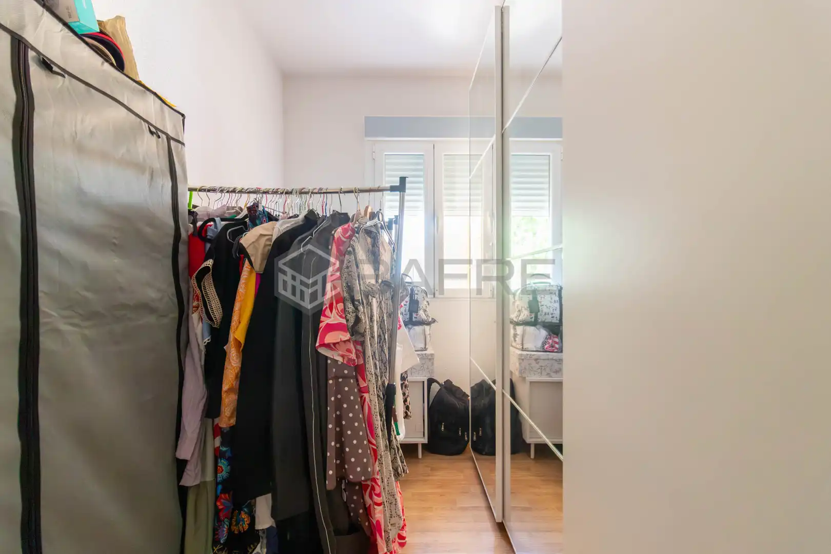 Habitación de Piso en venta en Madrid con Calefacción