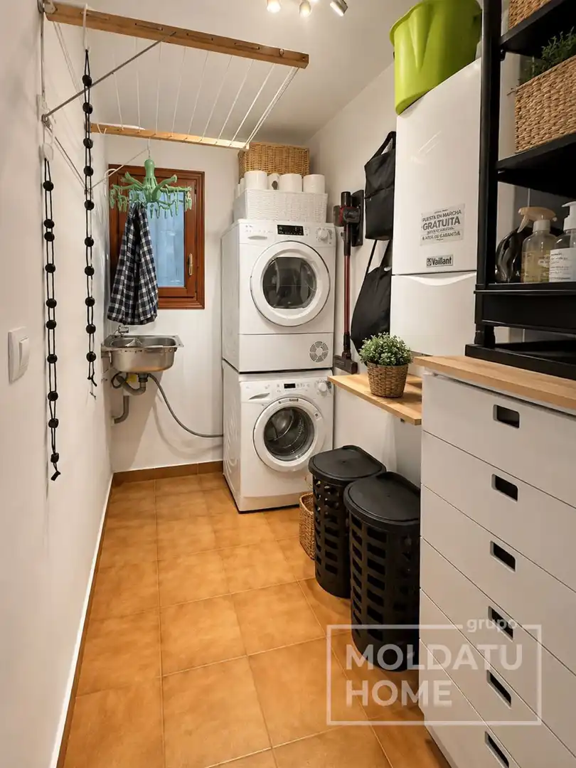 Kitchen of Houses for sale in Abanto y Ciérvana-Abanto Zierbena  with Heating, Private garden and Terrace